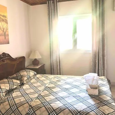 Marinakis Airbnb Dom wakacyjny *
